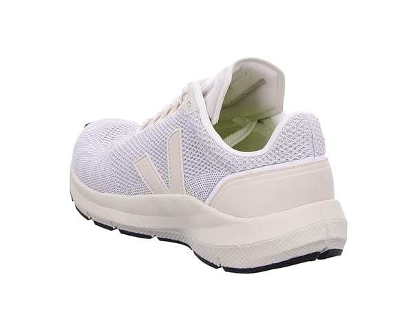 Veja Marlin Light V-Knit Sneaker, 37, White