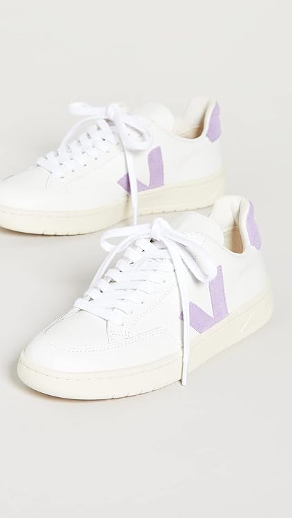 Veja Women's V-12 Sneaker
