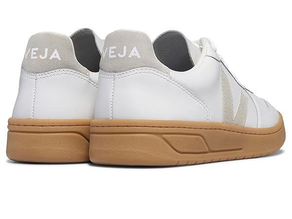 VEJA Women's V-10 Sneaker, Extra White/Natural, 4