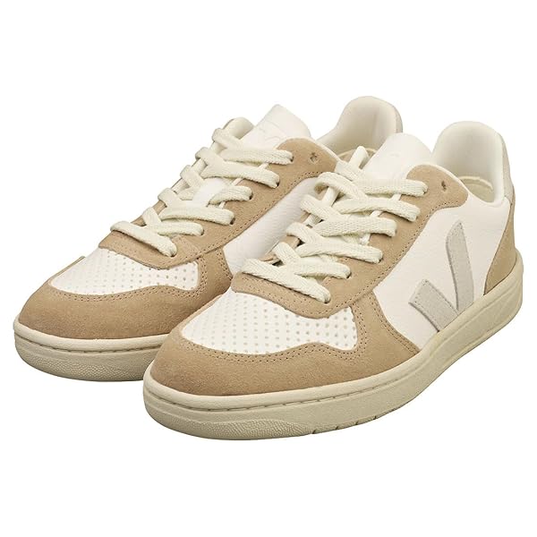 VEJA Women V-10 Extra White/Natural/Sahara EU 38 (US Women's 7) Medium