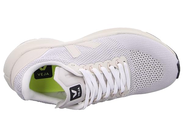 Veja Marlin Light V-Knit Sneaker, 37, White