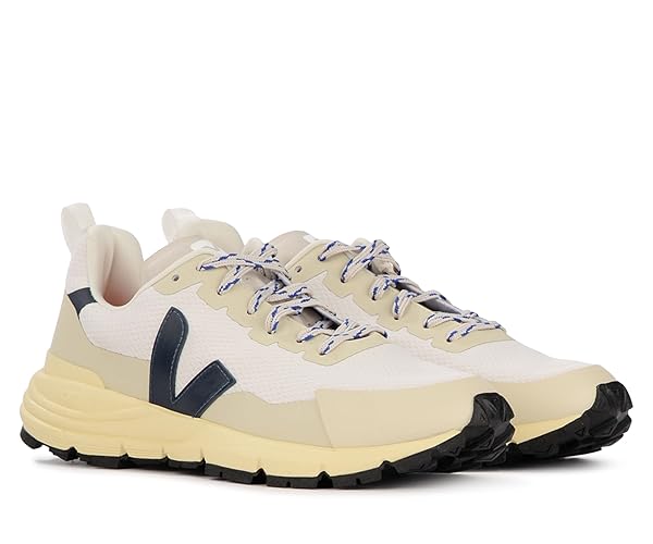 White Dekkan Sneakers with Alveomesh by Veja