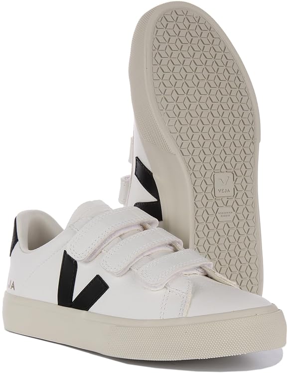 Veja Womens Recife Chromefree Leather White Black Trainers 8 US