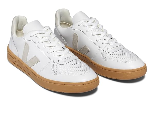 VEJA Women's V-10 Sneaker, Extra White/Natural, 4