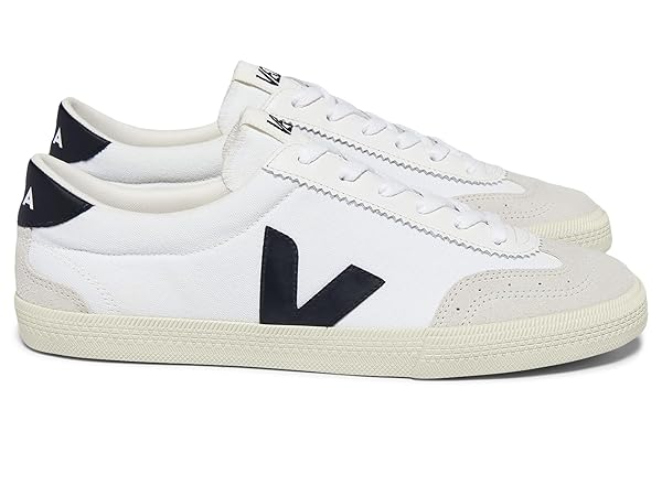 VEJA Women Volley White/Black EU 35 (US Women's 4) Medium