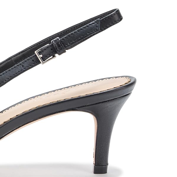 Cinq à Sept Women's Pump