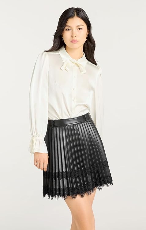 Cinq à Sept Women's Troyer Top