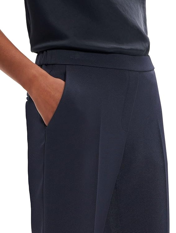 Theory Women's Treeca Pull On