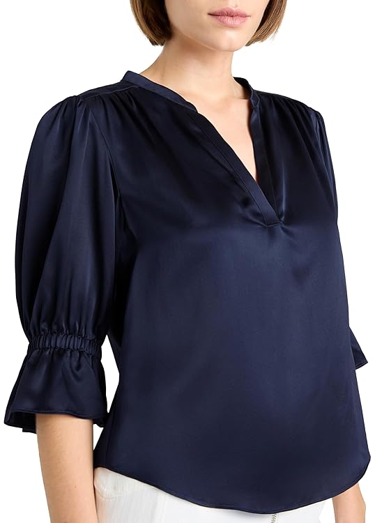 Cinq à Sept Women's Split Neck Fiona Top