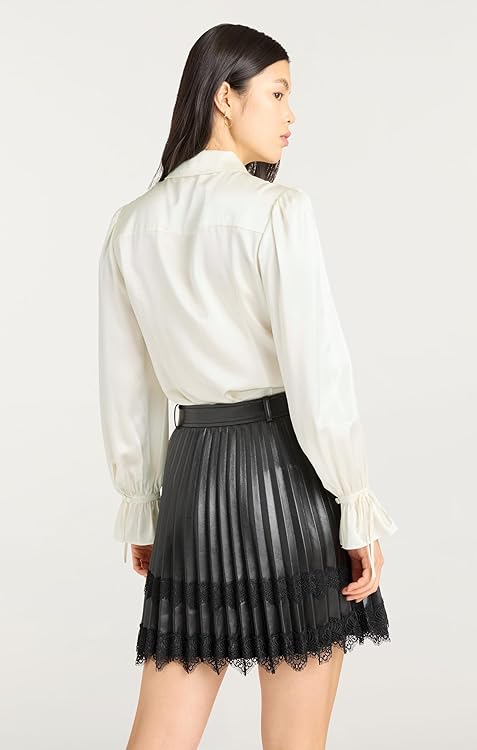 Cinq à Sept Women's Troyer Top