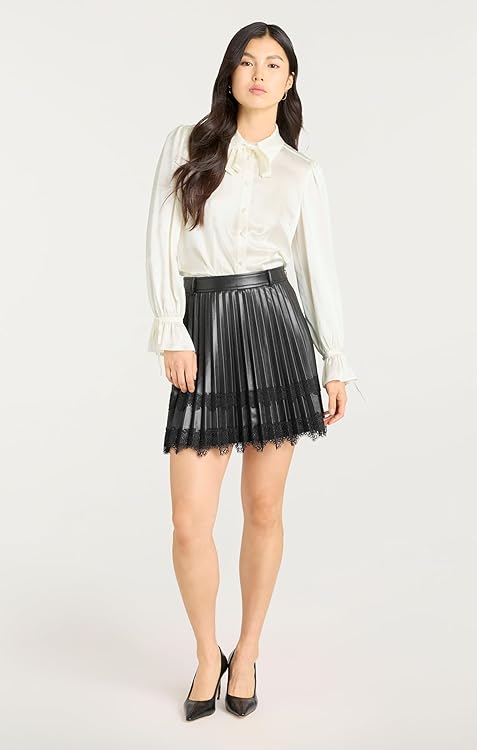 Cinq à Sept Women's Troyer Top