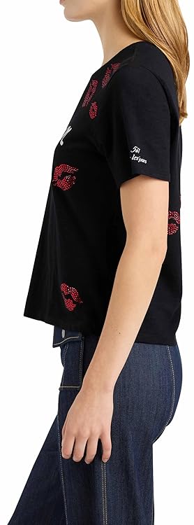 Cinq à Sept Women's Kissing Booth Shrunken Tee