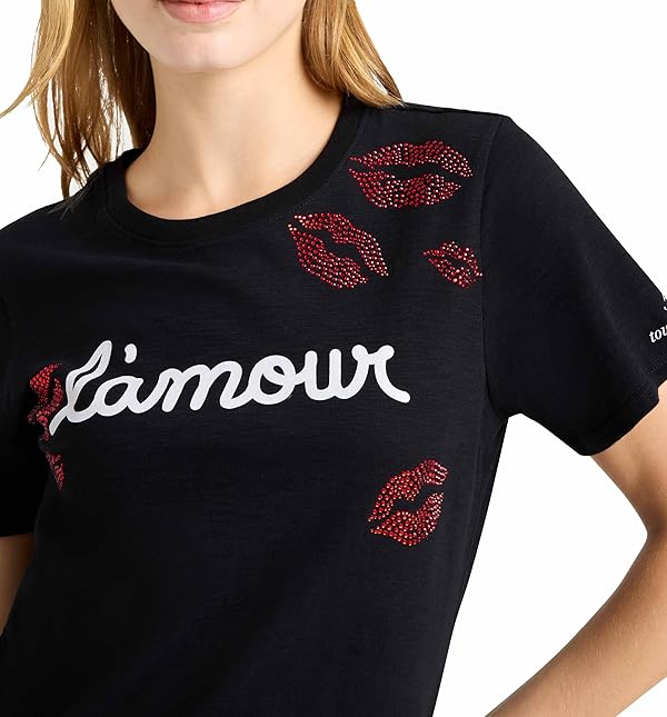 Cinq à Sept Women's Kissing Booth Shrunken Tee