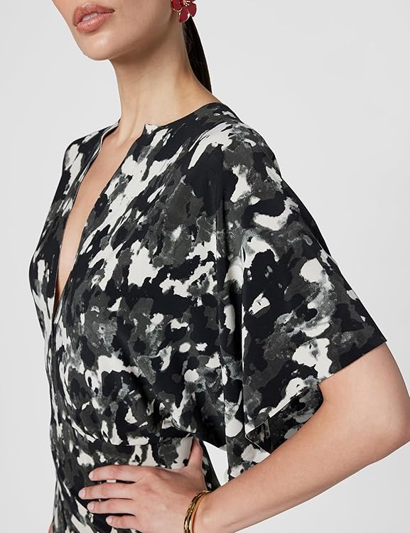 Norma Kamali Women's Obie Gown