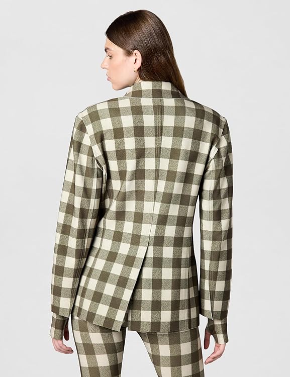Norma Kamali Women's Easy Fit Single Breasted Jacket W/Patch Pocket